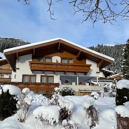Haus Erler Apartment ทักซ์ ภายนอก รูปภาพ