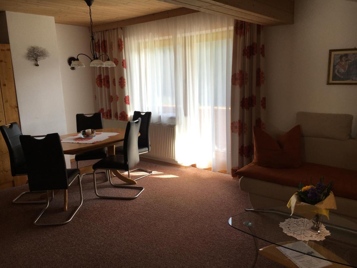 Haus Erler Apartment ทักซ์ ภายนอก รูปภาพ