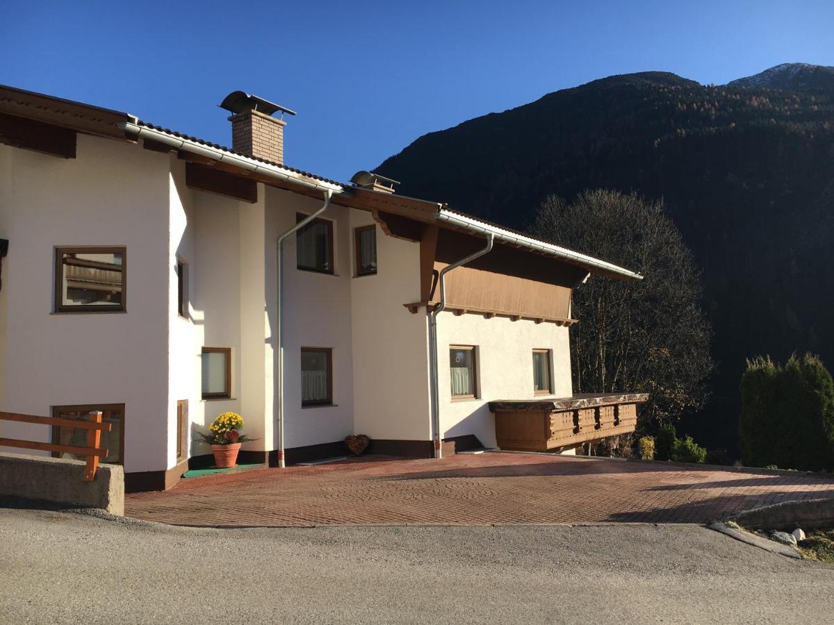 Haus Erler Apartment ทักซ์ ภายนอก รูปภาพ