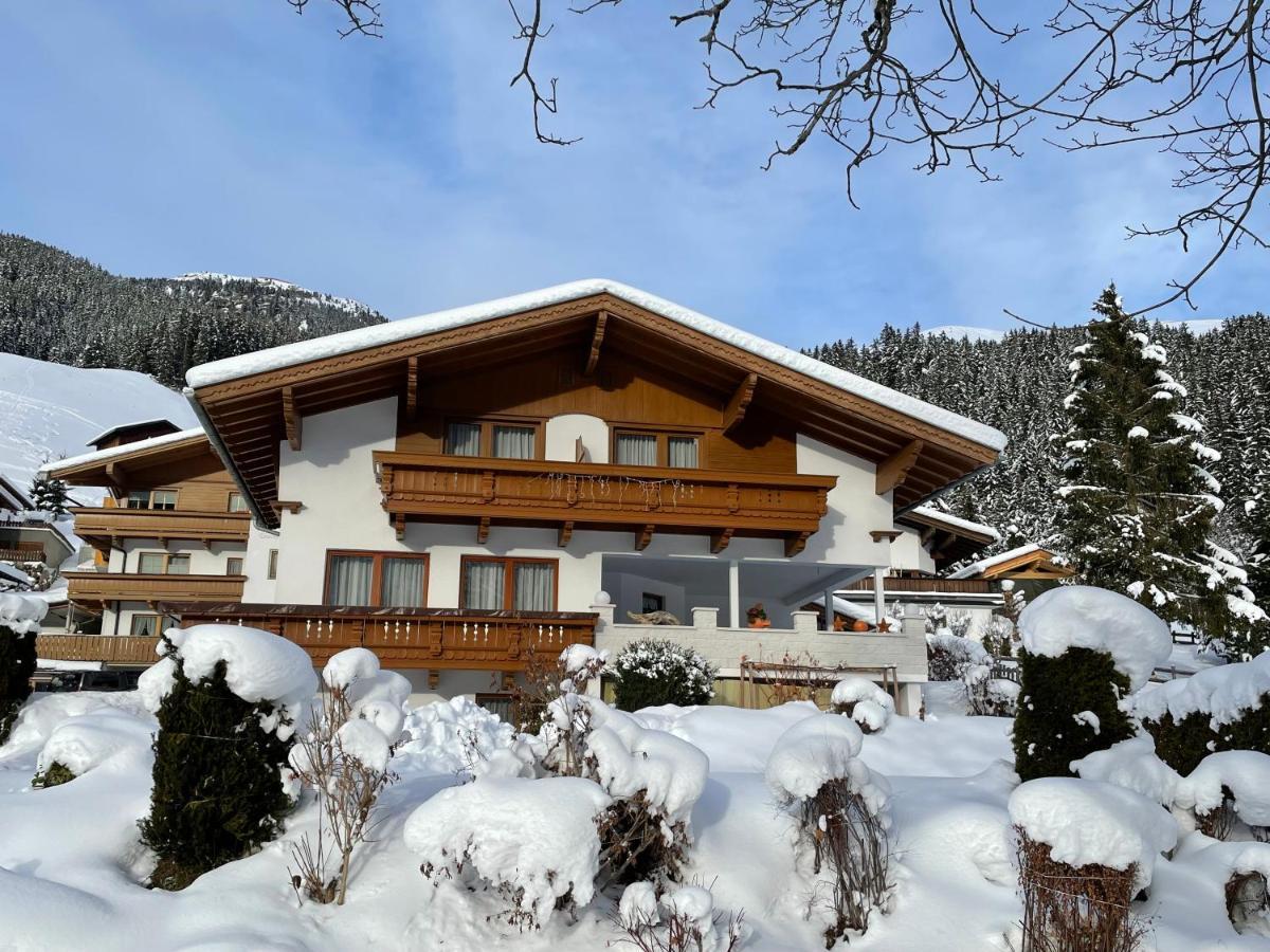 Haus Erler Apartment ทักซ์ ภายนอก รูปภาพ